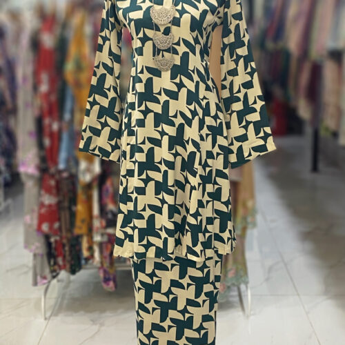MELOR KURUNG RIAU CREPE GREEN