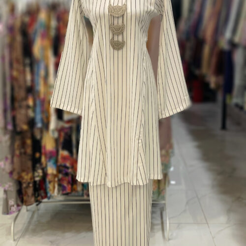 MELOR KURUNG RIAU STRIPES WHITE