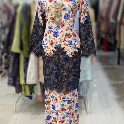 SOFEA KURUNG MODEN FLORAL WHITE