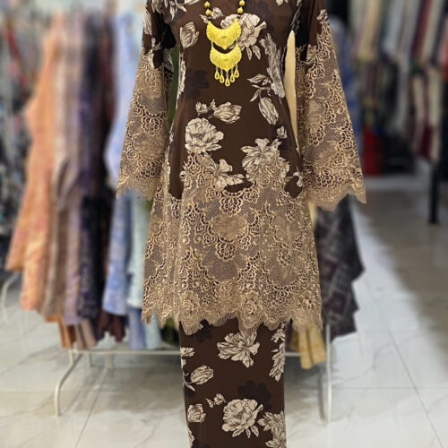 CAMELIA KURUNG BORDER LACE DARK BROWN