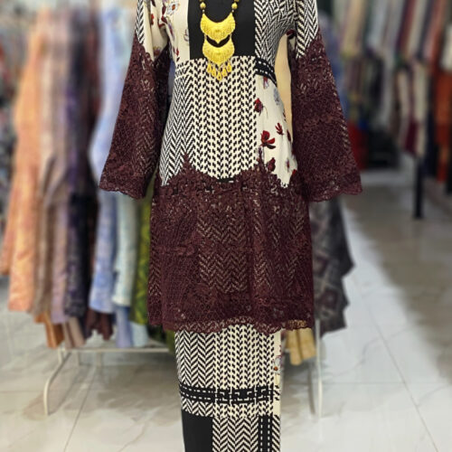 CAMELIA KURUNG BORDER LACE BLACK