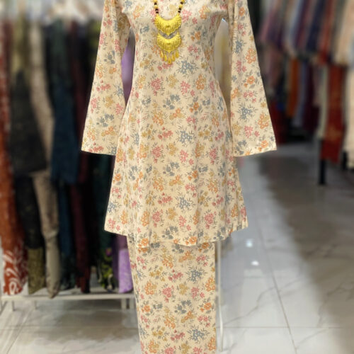 CAMELIA KURUNG PREMIUM CREPE FLOWER CREAM