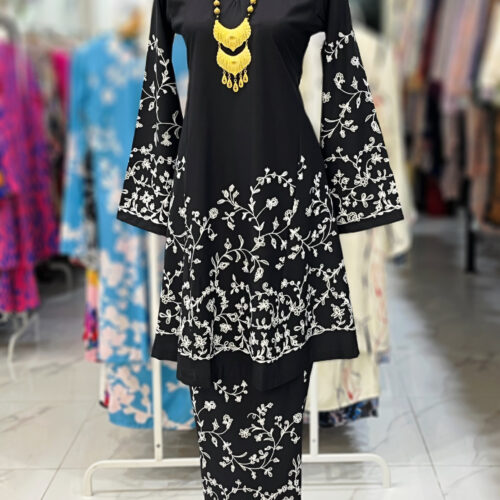 MELOR KURUNG RIAU KOREAN CREPE BLACK