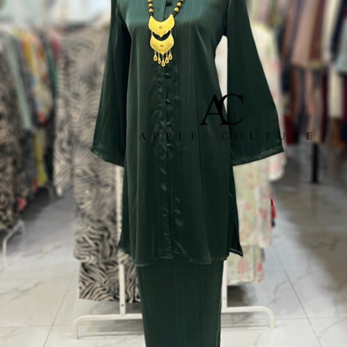 KURUNG TANJUNG KOREAN SATIN EMERALD GREEN