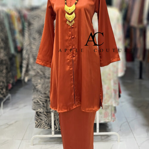 KURUNG TANJUNG KOREAN SATIN ORANGE BRICK