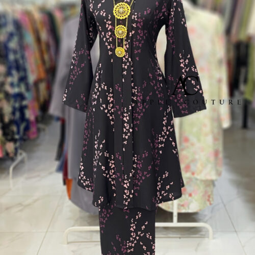 KEBAYA LABUH DANG ANUM KOREAN CREPE BLACK PURPLE