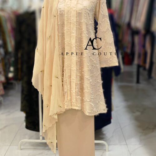 KEBAYA KIAMBANG HALF CHIFFON EMBOSS CREAM