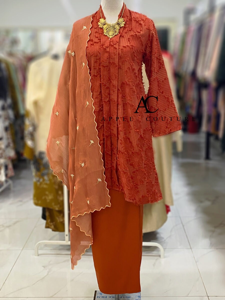 KEBAYA KIAMBANG HALF CHIFFON EMBOSS BRICK