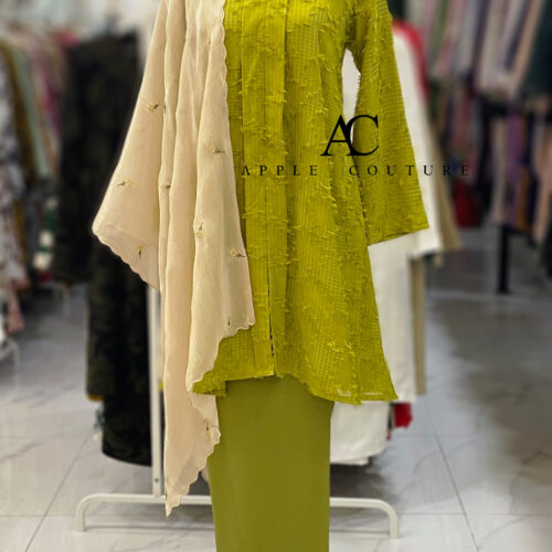 KEBAYA KIAMBANG HALF CHIFFON EMBOSS YELLOW GREEN