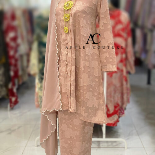 KEBAYA KIAMBANG FULL CHIFFON EMBOSS PINK BELACAN