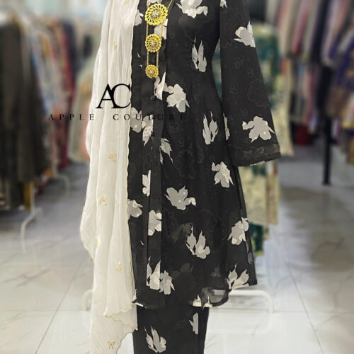 KEBAYA LABUH ZUBAIDAH EMBOSS CHIFFON BLACK WHITE