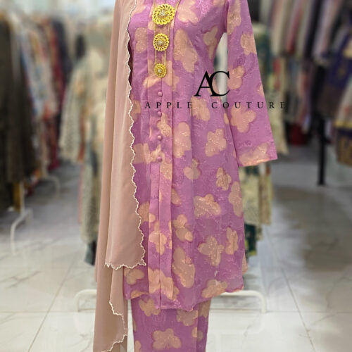 KEBAYA LABUH ZUBAIDAH EMBOSS CHIFFON PURPLE PINK