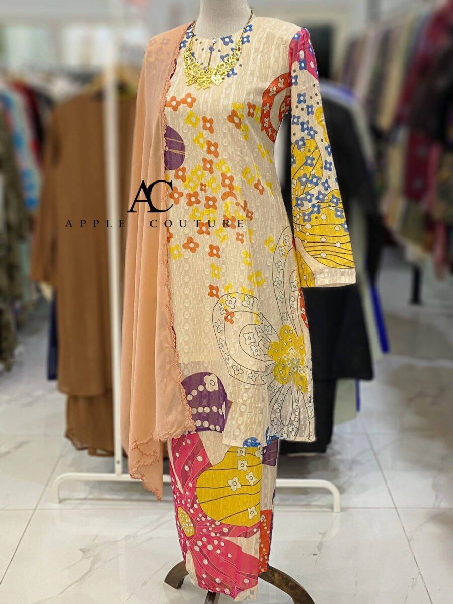CAMELIA KURUNG MODEN EMBOSS CHIFFON CREAM ABSTRACT