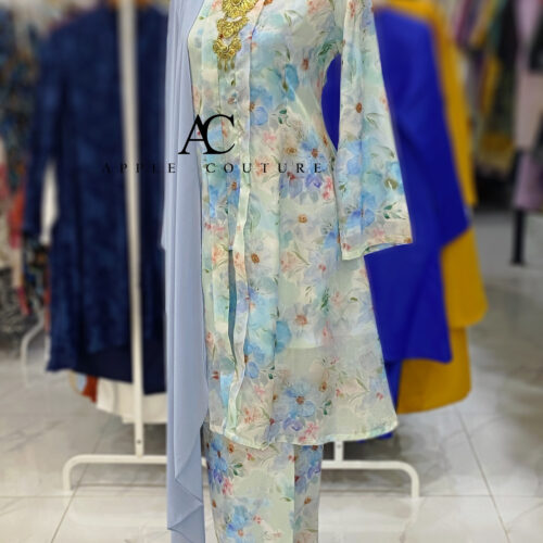 KEBAYA LABUH INANG PRINTED ORGANZA SOFT BLUE