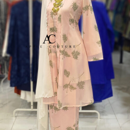 KEBAYA LABUH INANG PRINTED ORGANZA PEACH