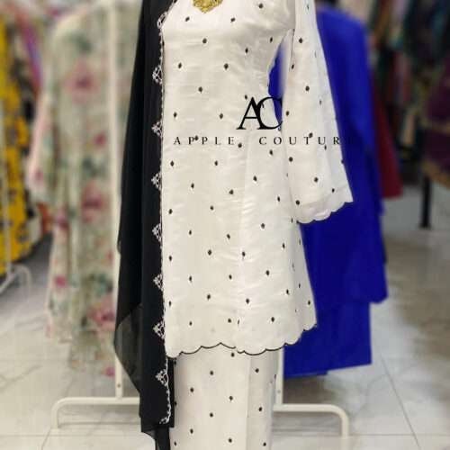 MELOR KURUNG RIAU LINING ORGANZA WHITE