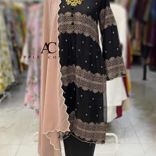 KEBAYA LABUH PUSPAWANGI HALF LACE BLACK