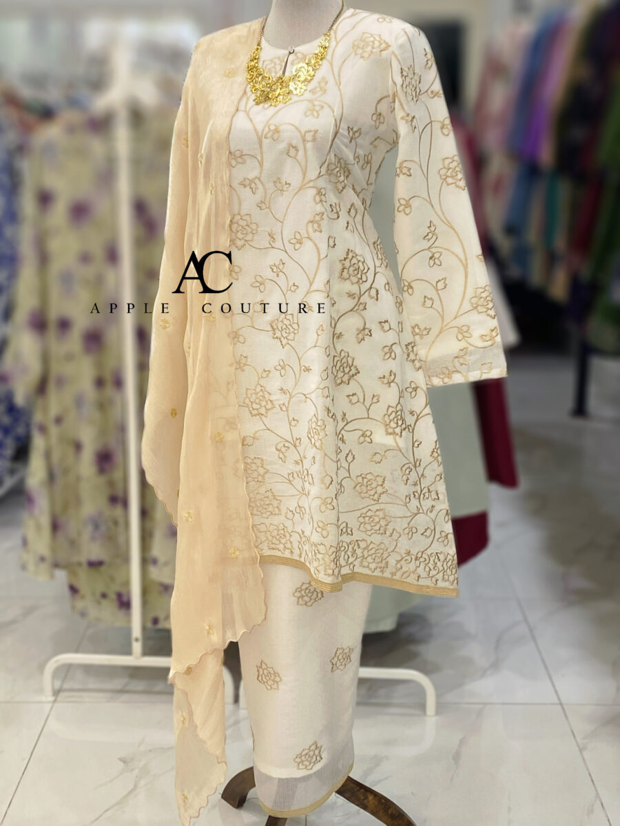 CAMELIA KURUNG PREMIUM ORGANZA SHIMMER WHITE