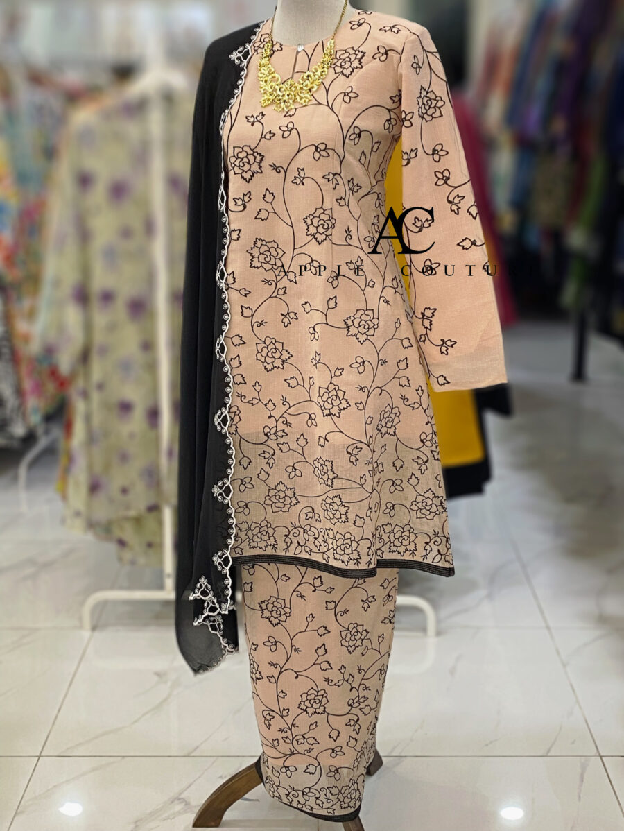 CAMELIA KURUNG PREMIUM ORGANZA SHIMMER PEACH