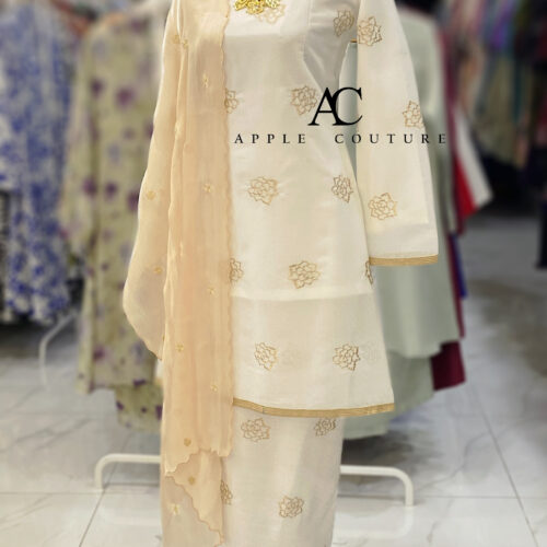 CAMELIA KURUNG PREMIUM ORGANZA SHIMMER WHITE