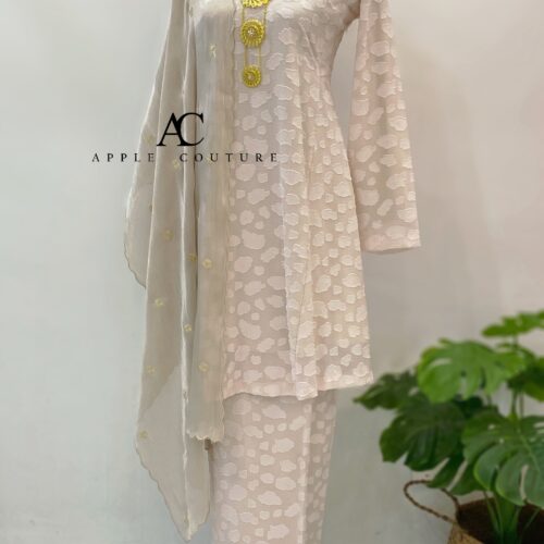 MELOR KURUNG RIAU FULL LACE CREAM PINK
