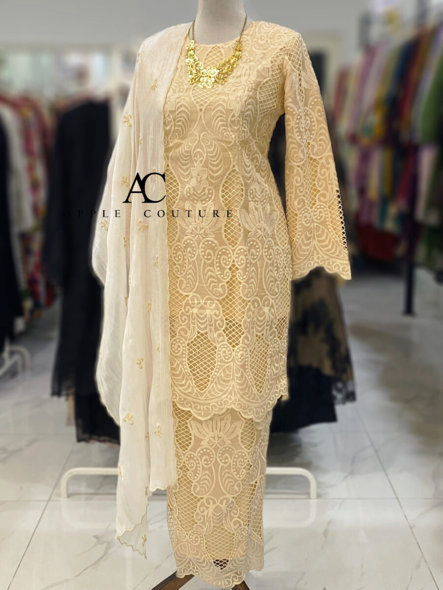 KESUMA KURUNG PREMIUM ORGANZA CREAM