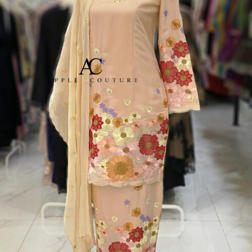 KESUMA KURUNG PREMIUM EMBROIDERY ORGANZA PEACH