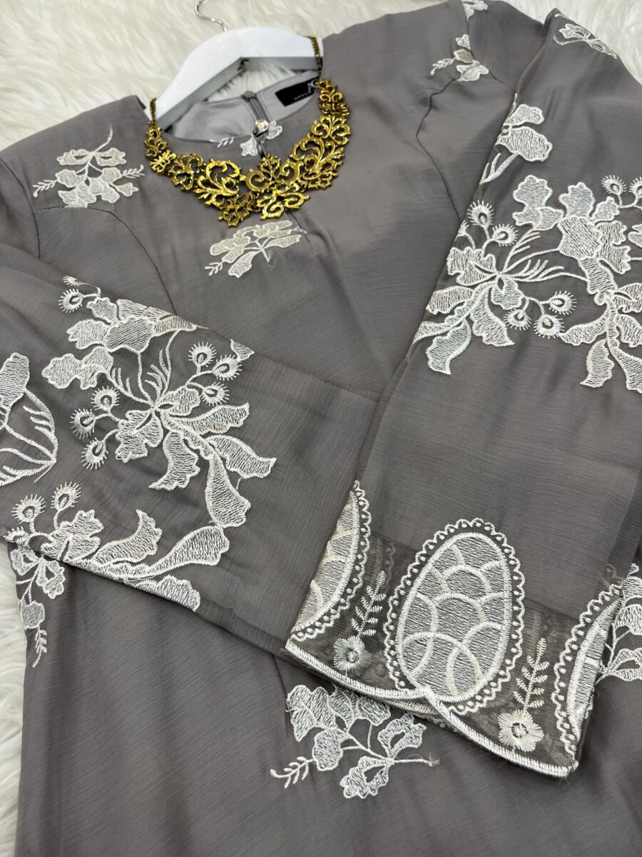 CAMELIA KURUNG PREMIUM ORGANZA GREY - Image 2