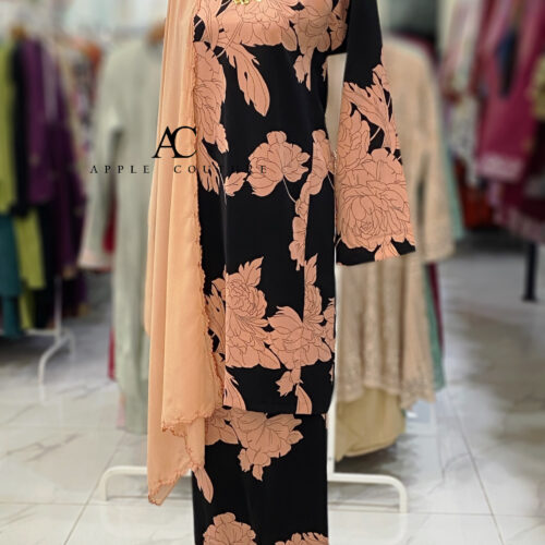 KURUNG PESAK JOHOR CREPE PINK SALMON