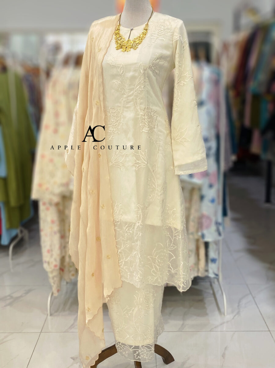 CAMELIA KURUNG LABUH WRINKLES ORGANZA CREAM