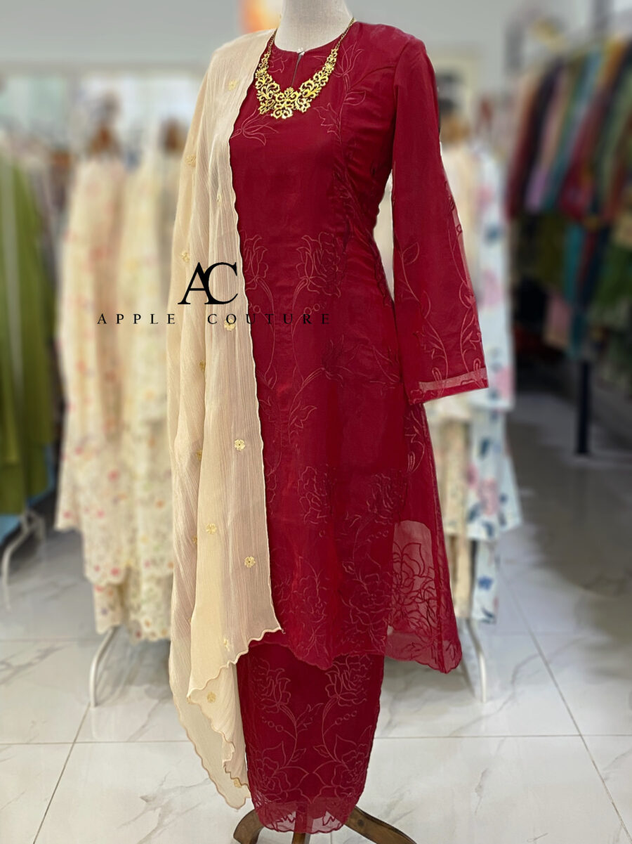 CAMELIA KURUNG LABUH WRINKLES ORGANZA DARK RED