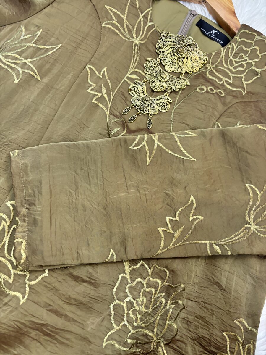 CAMELIA KURUNG LABUH WRINKLES ORGANZA OLIVE - Image 2