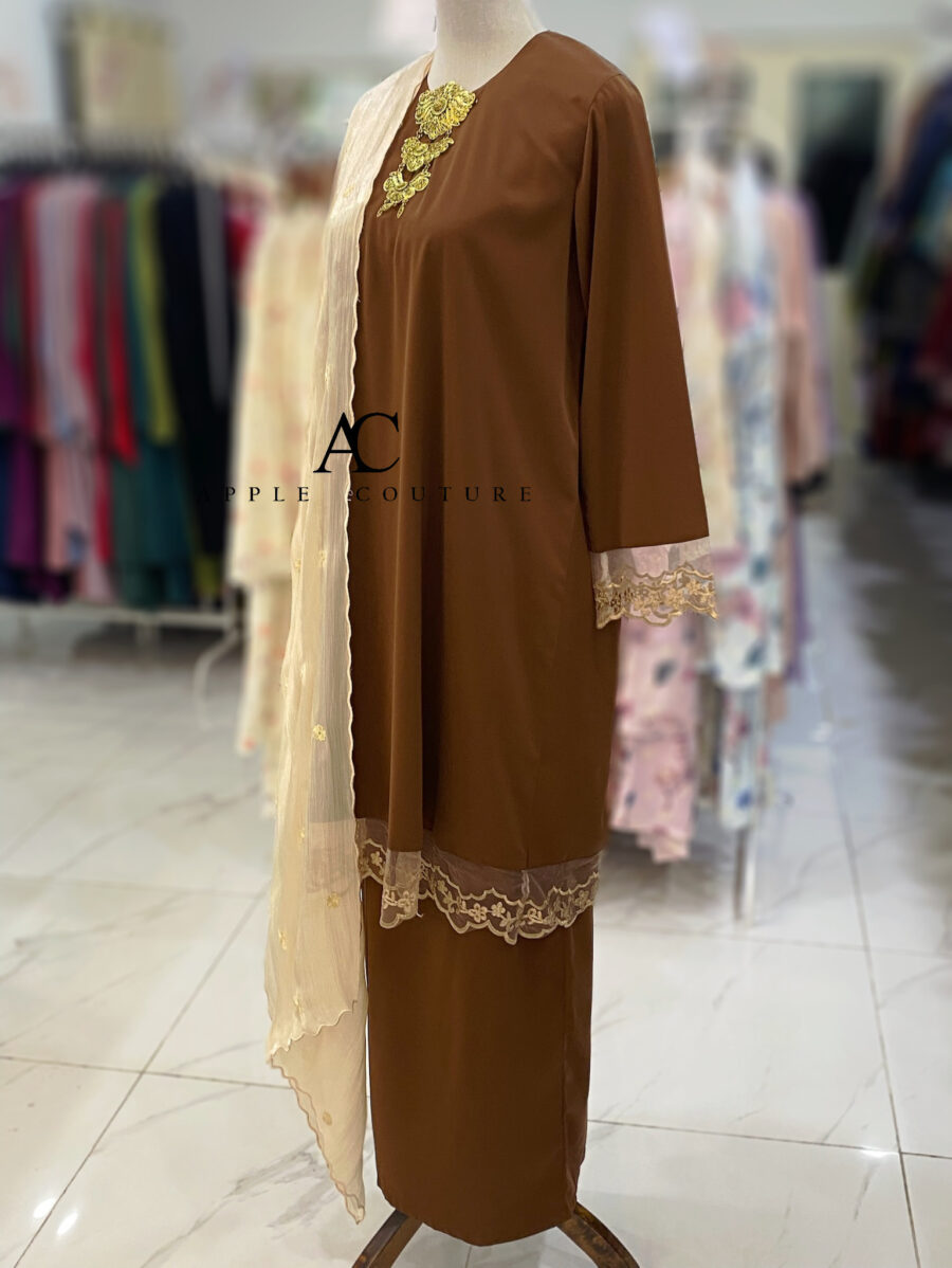 INANG KURUNG SWISS CREPE BORDER LACE BROWN - Image 6