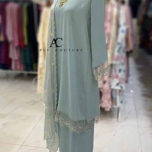 INANG KURUNG ZOOM BORDER LACE