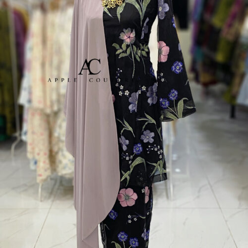 MELOR KURUNG RIAU ORGANZA WRINKLES BLACK