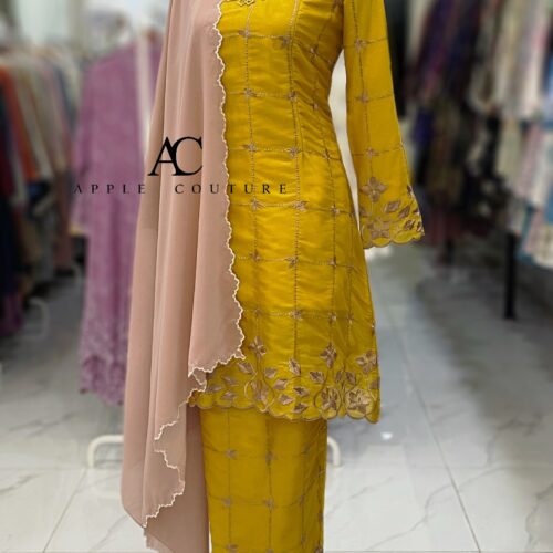 CAMELIA KURUNG PREMIUM ORGANZA YELLOW GOLD