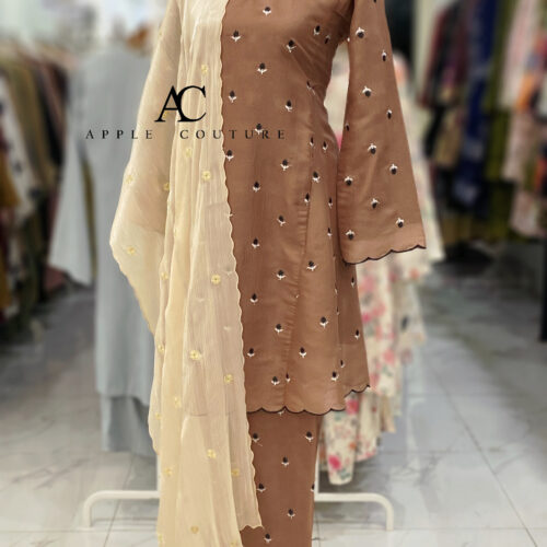 MELOR KURUNG RIAU LINING ORGANZA SANDY BROWN