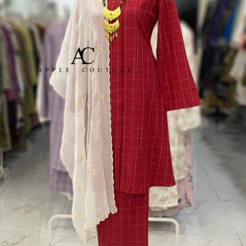 KEBAYA LABUH DANG ANUM COTTON RED