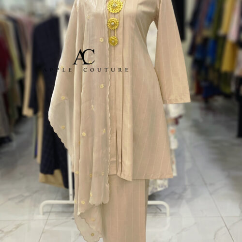 KEBAYA LABUH DANG ANUM COTTON NUDE