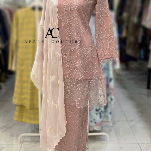 CAMELIA KURUNG PREMIUM FULL LACE BLUSH PINK