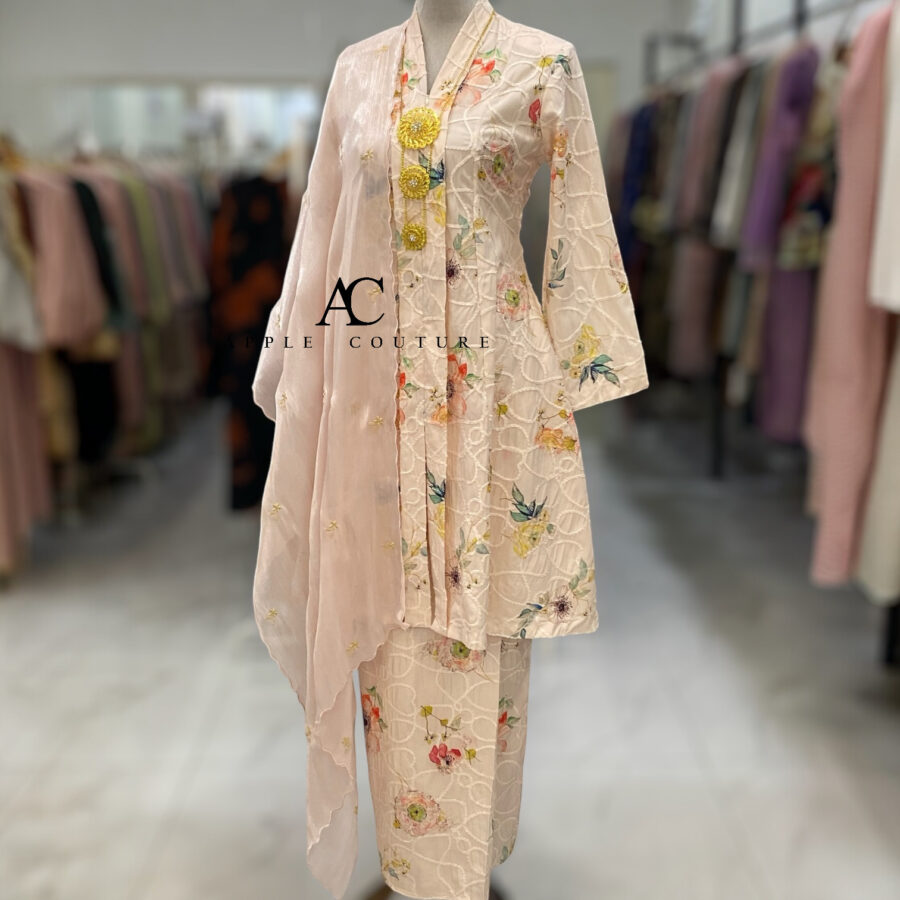 KEBAYA LABUH DANG ANUM MIX COTTON EMBROIDERY