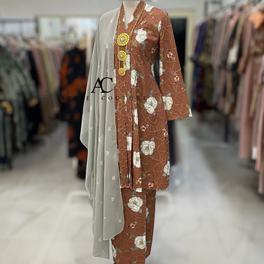 DEFECT ITEM!!  KEBAYA LABUH DANG ANUM MIX COTTON EMBROIDERY BROWN