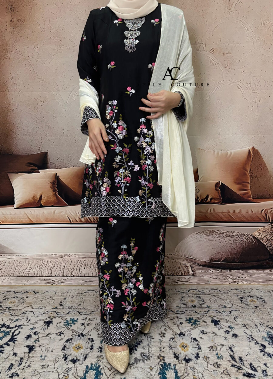 CAMELIA KURUNG PREMIUM ORGANZA BLACK