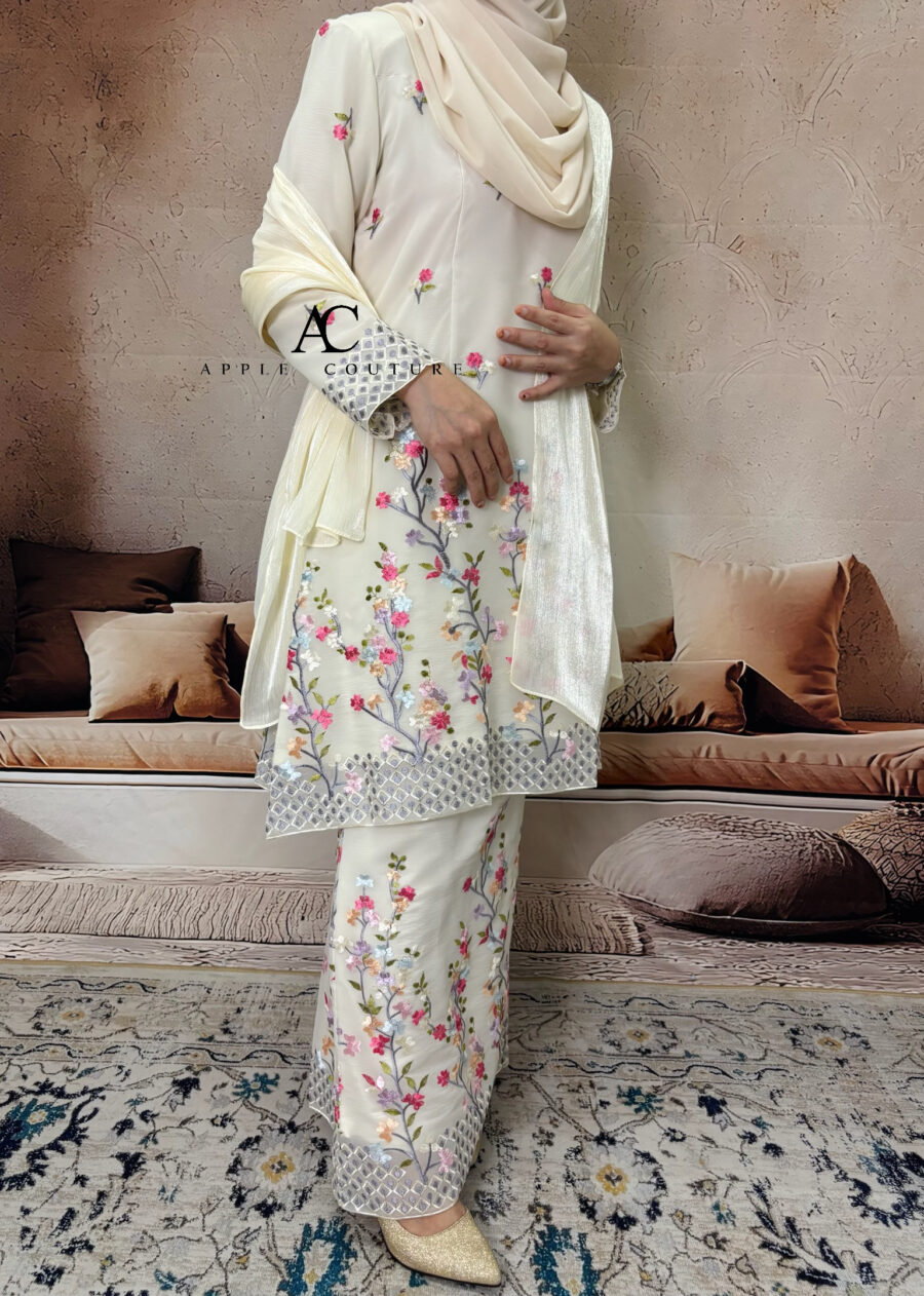 CAMELIA KURUNG PREMIUM ORGANZA IVORY