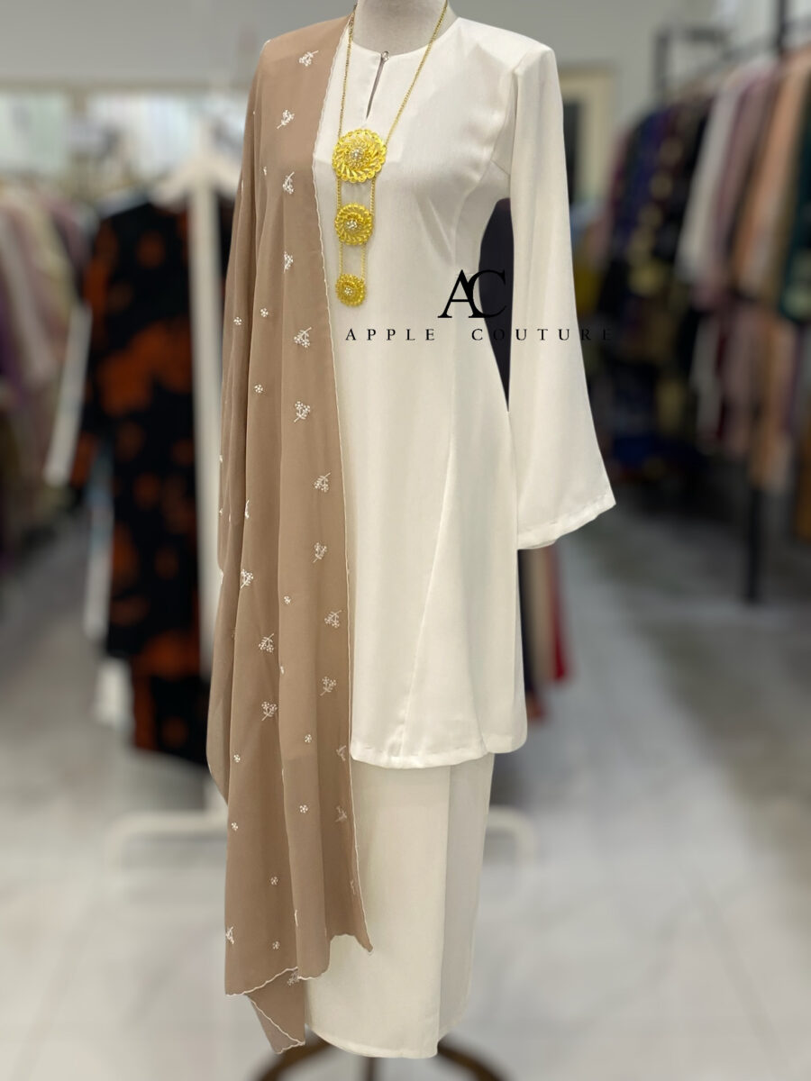 MELOR KURUNG RIAU ZOOM OFF WHITE
