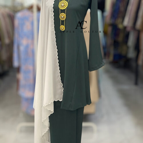 MELOR KURUNG RIAU ZOOM FOREST GREEN