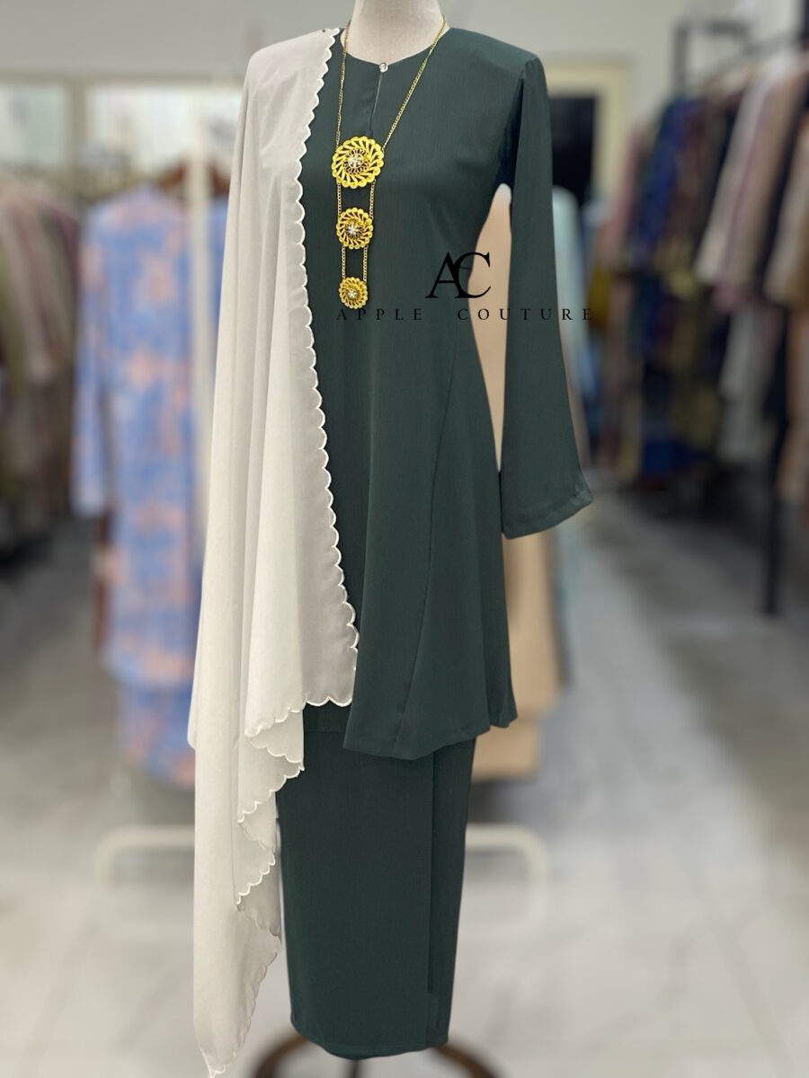 MELOR KURUNG RIAU ZOOM FOREST GREEN