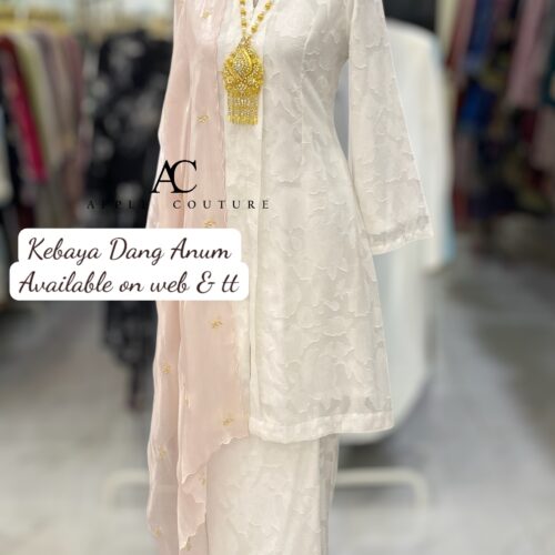 KEBAYA LABUH DANG ANUM EMBOSS WHITE