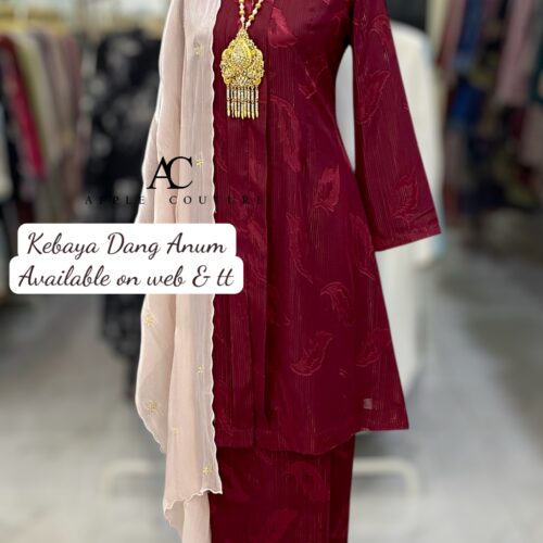 KEBAYA LABUH DANG ANUM EMBOSS MAROON