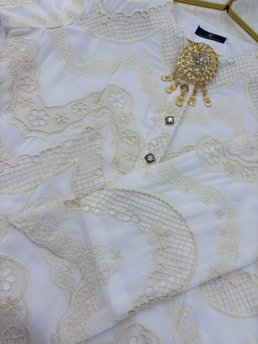 ADINDA KURUNG 2.0 SOFT WOLLY CREPE EMBROIDERY CREAM - Image 2